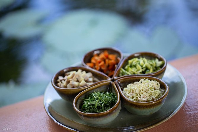 Authentic Thai Cooking Class by Suuko Wellness Spa - Why the small group can improve the lesson