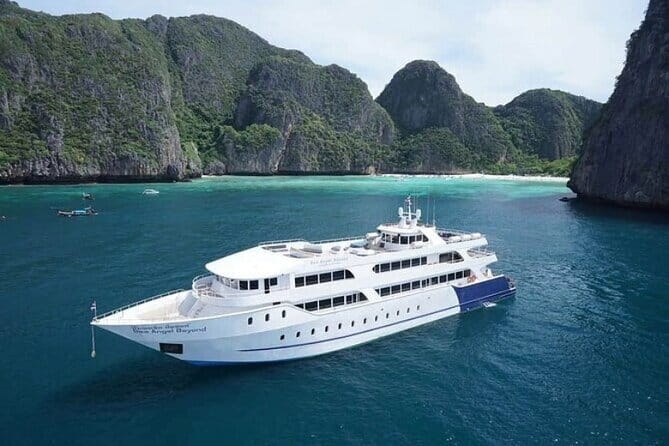 Escape to Phi Phi Islands: Ferry with Lunch - Key points to know before you book