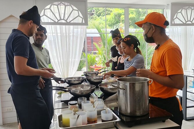 Express Thai Cooking Class in Phuket - At Pum Thai Restaurant & Cooking School