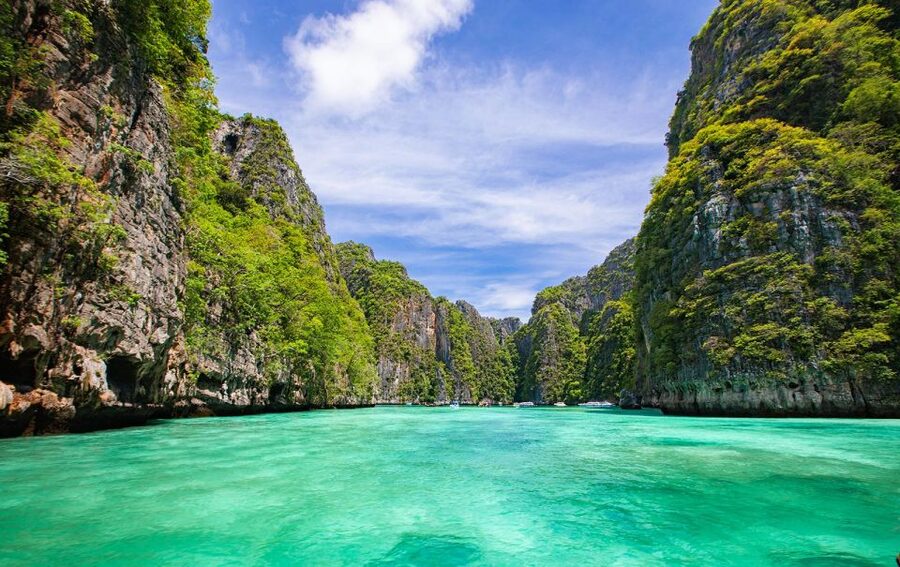 From Phuket: Phi Phi, Maya Bay, & Khai Islands Premium Trip - The speedboat ride and Royal Phuket Marina