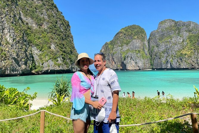 From Phuket: Phi Phi, Maya Bay & Khai Islands Speedboat Tour - Phi Phi Le and the cave sightseeing question