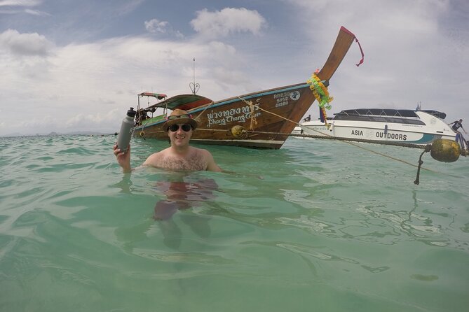 Full-Day Private Phi Phi Islands Speedboat Charter - Lunch is more than a quick snack