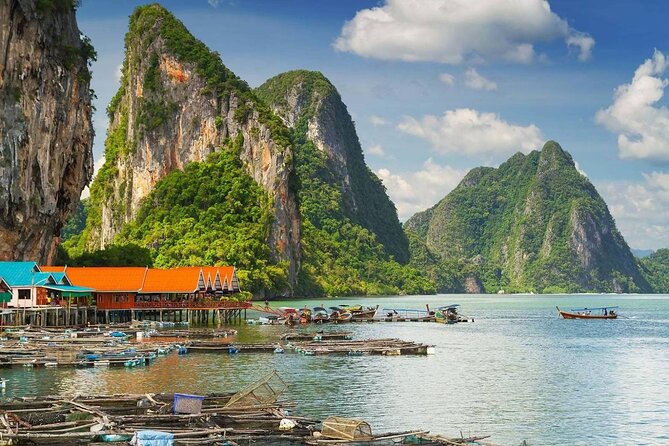 Hong Krabi & James Bond Islands Adventure Tour by Speedboat - Koh Panyee: lunch in a Muslim fishing village