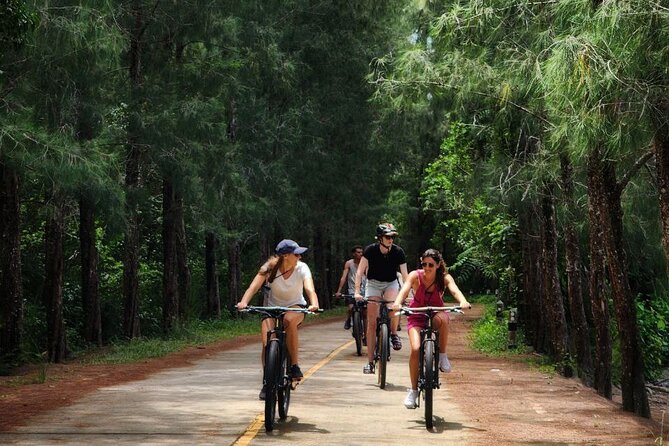 Islands Discovery: Koh Yao and Koh Hong with Bicycles and Beaches - Koh Hong’s lagoon and beach