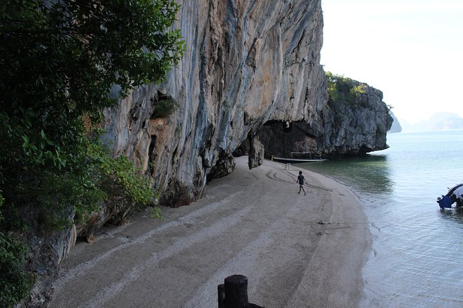 James Bond & Canoeing Day Trip with Lunch - Booking timing and weather details