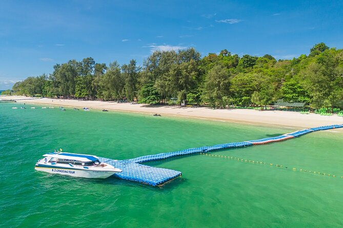 James Bond Island by Speedboat and Canoe at Hong Island - Khao Khen and the ancient drawings