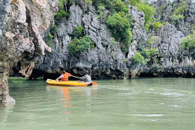 James Bond Island Day Tour with Kayaking Experience by Speed Boat from Phuket - Ko Hong: the best place to paddle
