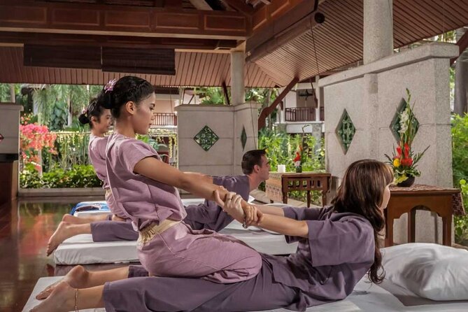 Morning Blue Sky Spa Package with Private Transfer - Cucumber and honey facial