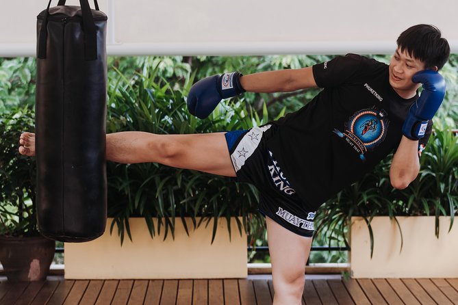 Muay Thai Boxing Class for Beginners - Your first lesson in the Art of Eight Limbs