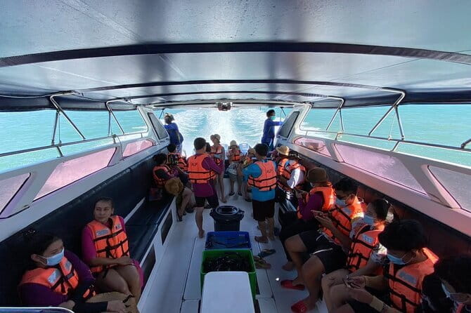 Phang Nga Bay Day Trip to Panak and James Bond Island by Speedboat from Phuket - Cruising through Phang Nga Bay’s limestone towers