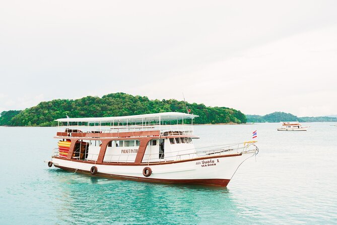 Phang Nga Bay, James Bond Island & Sea Caves Kayaking Tour - What the food and onboard service add