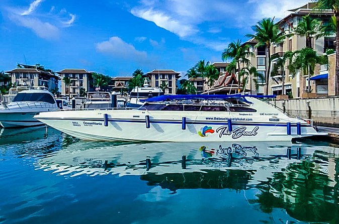 Phi Phi 6: Amazing trip by speedboat, start at Sunrise - Snorkeling, swimming, and time in the water