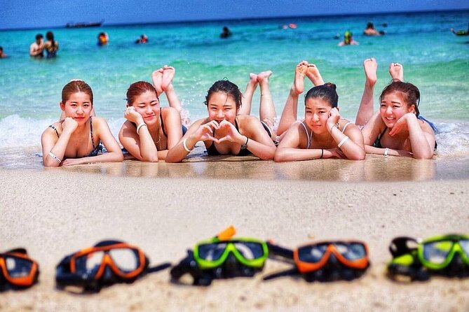 Phi Phi & Bamboo Islands Snorkeling Tour with Lunch by Speedboat - Buffet lunch at Ton Sai Bay