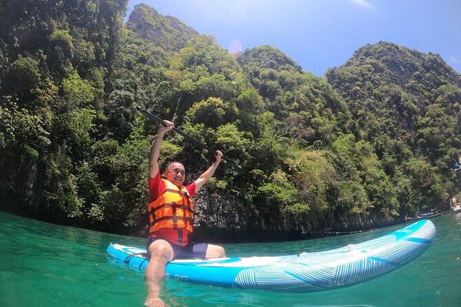 Phi Phi Island Adventure Day Tour from Phuket Speedboat/Catamaran - Phi Phi Don combines lunch with free time