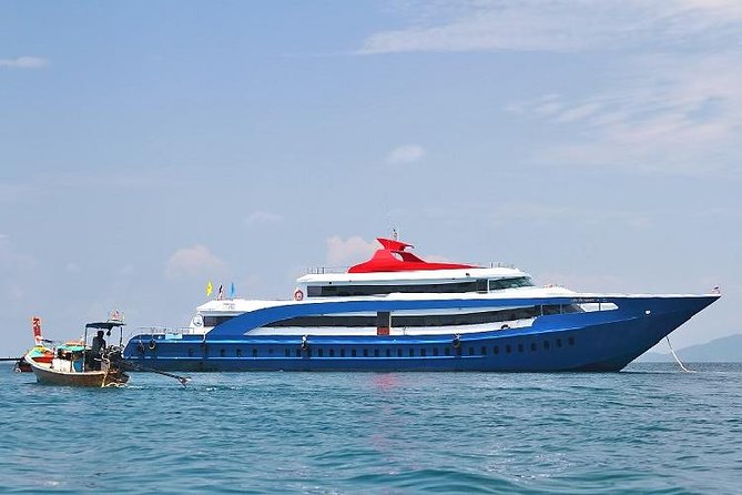 Phi Phi Island Tour by Big Boat by Royal Jet Cruiser (First Class) - Hotel pickup and the ride to Rassada Pier