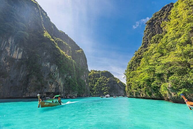 Phi Phi Islands and Khai Island by Premium Speed Catamaran - Maya Bay brings the famous beach scenery