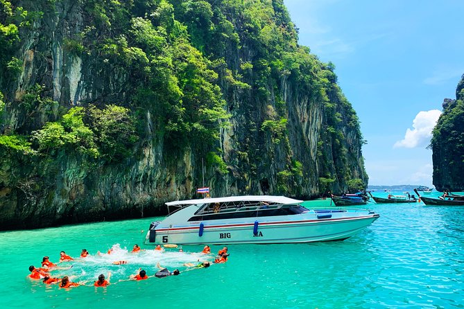Phi Phi Islands Speedboat Day Trip from Phuket with Lunch - Maya Bay: famous for good reason, but not peaceful