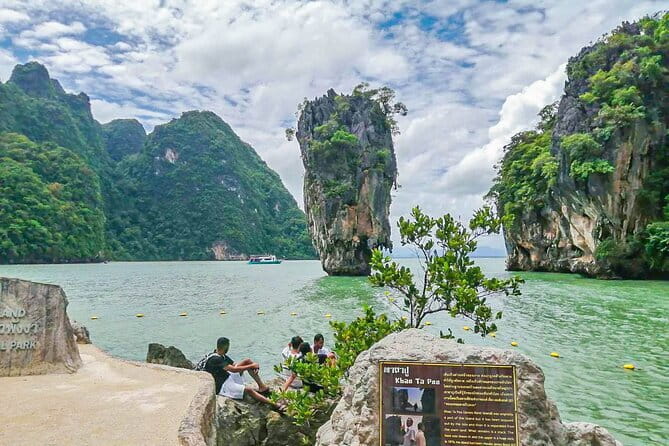 Phi Phi Islands Speedboat Tour: Khai & Maya - Khai Nok Island provides a lighter final stop