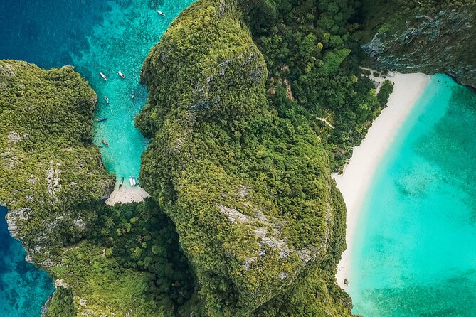Phi Phi + James Bond islands Full day - Combo - Bamboo Island brings the beach break