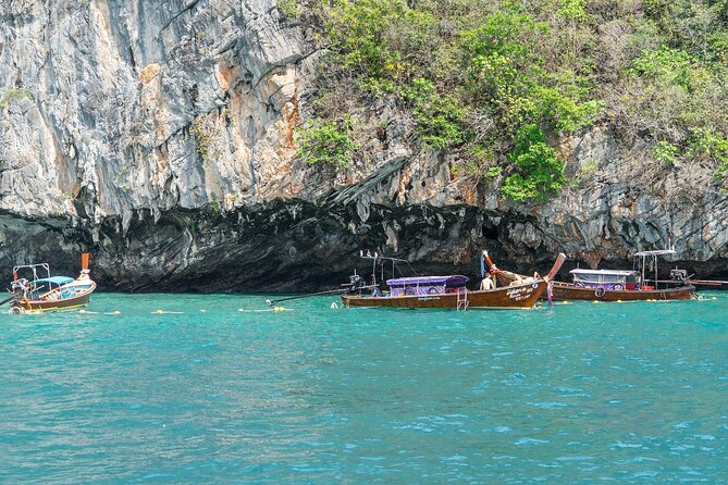 Phi Phi - Khai/Bamboo Islands Tour with Lunch by Speed Catamaran - Viking Cave offers a short snorkeling stop