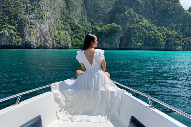 Phi Phi , Khai & Maya : Unforgettable Island Hopping by Speedboat - Phi Phi Don combines snorkeling, lunch, and free time
