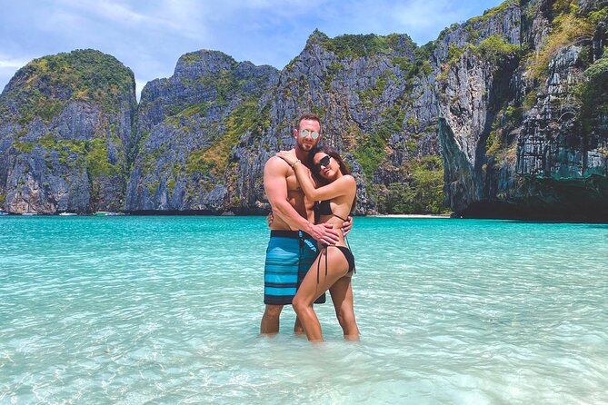 PHI PHI & MAYA & BAMBOO Premium Catamaran Max 28 pax - Phi Phi Leh: Maya Bay, Pileh Lagoon, and Viking Cave