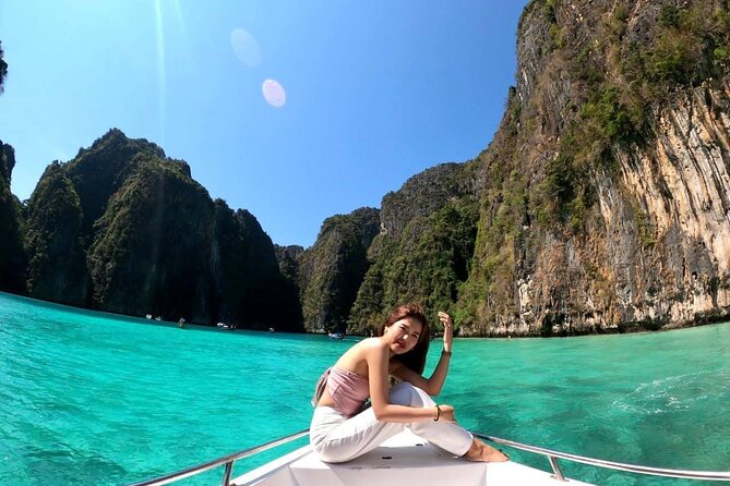 Phi Phi, Maya Bay and Khai Island Tour from Phuket - Lunch and downtime on Phi Phi Don