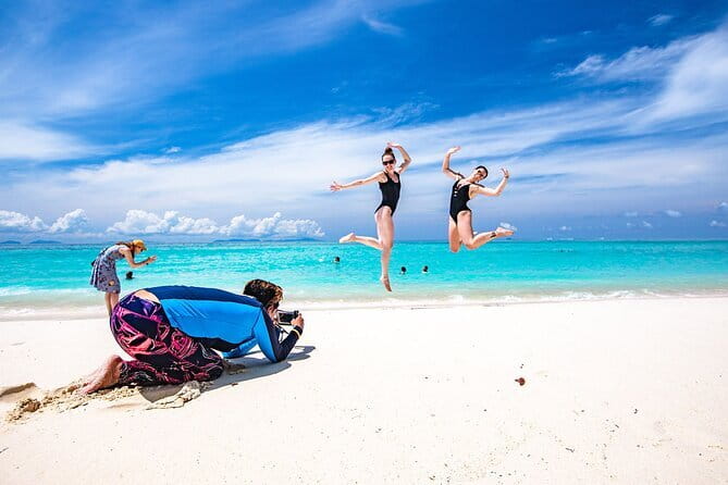 Phi Phi with Maya and Bamboo Island Day Trip by Speedboat - Guides make the busy schedule easier