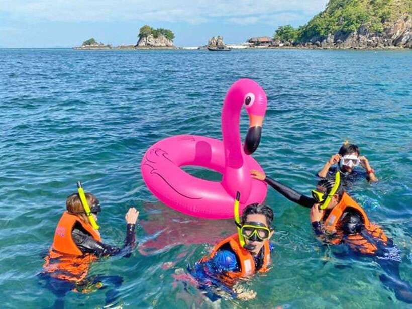 Phuket: 3 Khai Islands Snorkeling Tour - Guides, safety, and the pace of the group