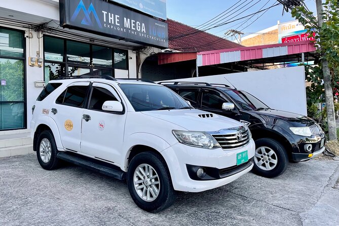 Phuket Airport Transfer (SHA Plus) - Finding your driver outside Phuket Airport