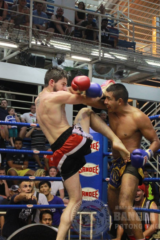 Phuket: Bangla Boxing Stadium Muay Thai Ticket - The Wai Kru Ram Muay sets the tone