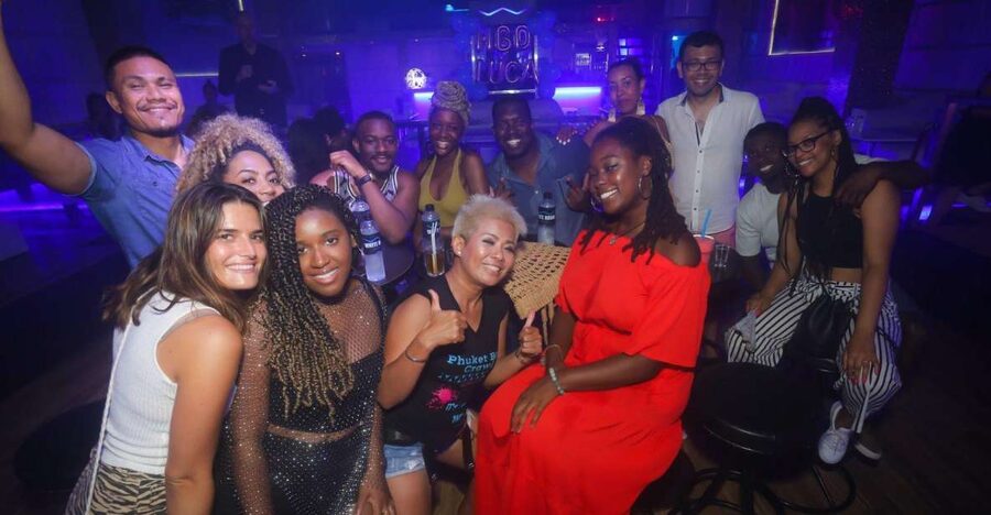 Phuket: Bar Crawl Tour - Why solo visitors often get the most from it