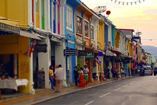 Phuket City Tour Half Day ( Best Seller ) 7 Points - Sino-Portuguese buildings bring you into old Phuket