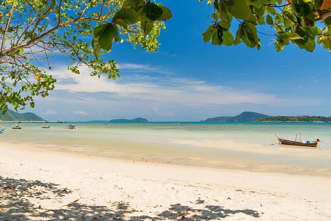 Phuket City Tour with Wat Chalong, Big Buddha & Famous Viewpoints - Cashew, honey, and the shopping question
