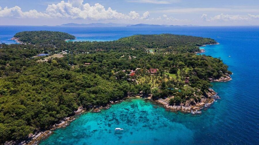 Phuket: Coral & Racha Islands Day Trip By Speedboat - The speedboat makes a long island day possible