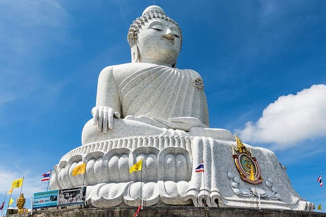 Phuket Customized Sightseeing Tour - A private vehicle is the main practical benefit