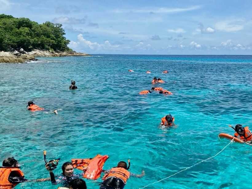 Phuket: Day Trip to Coral and Racha Island by Speedboat - Coral Island for lunch and beach time