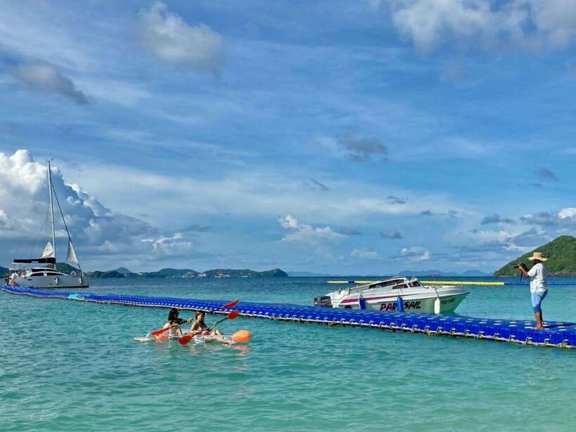 Phuket: Day Trip to Coral and Racha Island by Speedboat - What the guide adds to the day