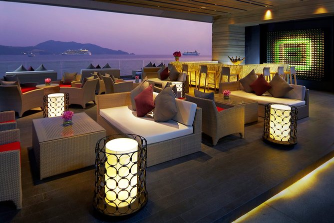 Phuket: Fine Italian Dining Experience with a View at La Gritta - Service, seating, and group size