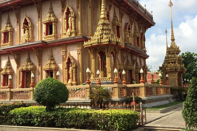 Phuket Full Day City tour & Lunch & Tiger Park - Karon Viewpoint and Promthep Cape: two quick coastal stops