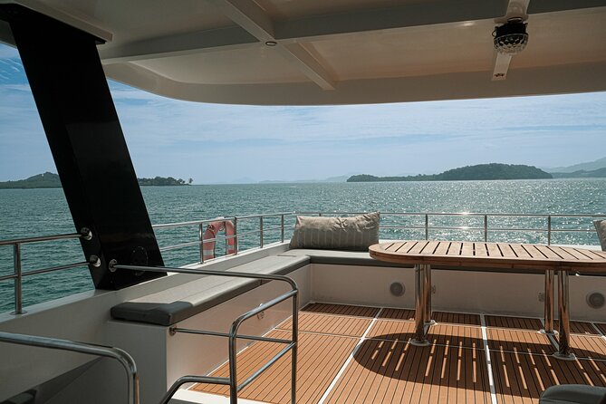 Phuket : James Bond Island and Phang Nga Bay by Premium Yacht - Service, crew, and the comfort factor