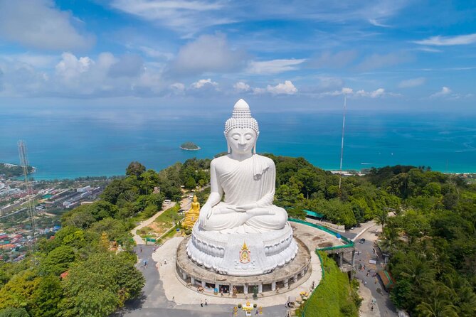 Phuket Landmark Tour , Old Town, Big Buddha - What the guides add to the experience