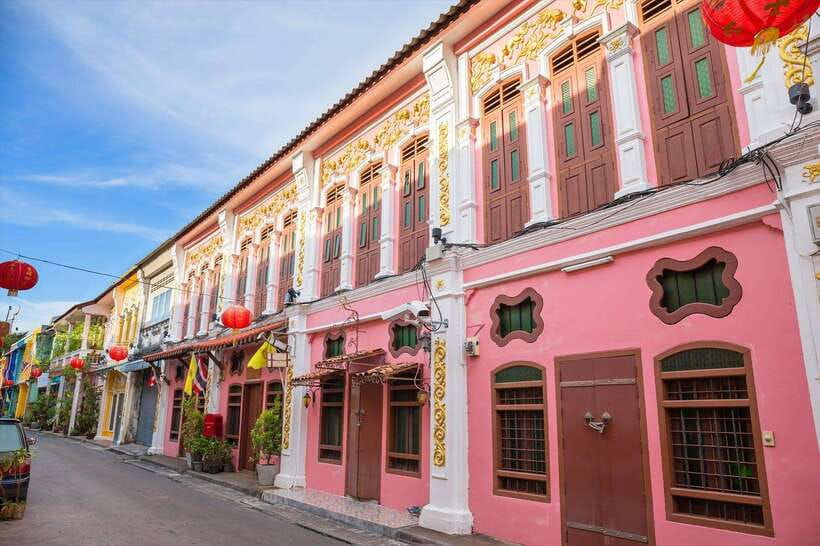 Phuket: Old Town Half-Day Sightseeing with Local Guide - A quick way to see Phuket beyond the beaches