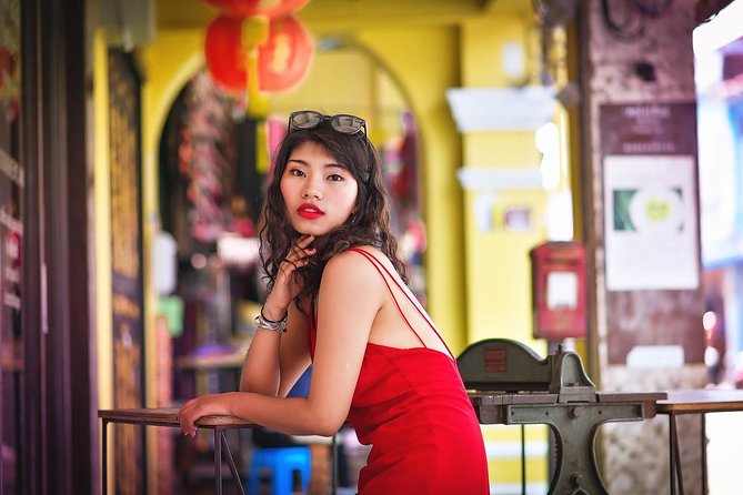 Phuket Old Town street photoshoot - Who will get the most from this experience