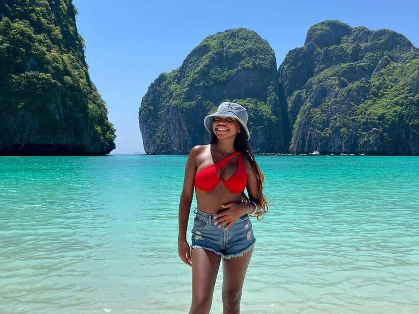Phuket: Phi Phi Islands and Maya Bay Day Trip with Lunch - Maya Bay, Loh Samah Bay, and the famous view
