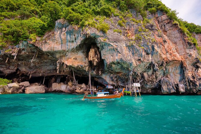 Phuket: Phi Phi Islands, Maya bay & Khai Island Tour by Speedboat - Monkey Beach and the limits of the tide
