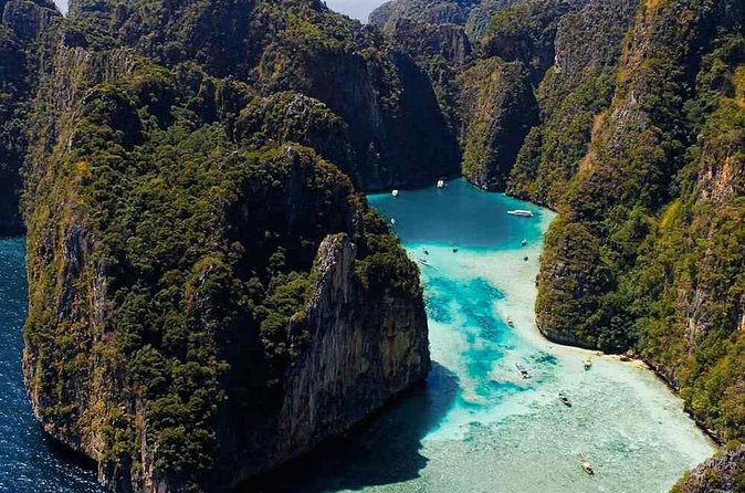 Phuket: Phi Phi Islands, Maya bay & Khai Island Tour by Speedboat - Lunch and snorkeling on Phi Phi Don
