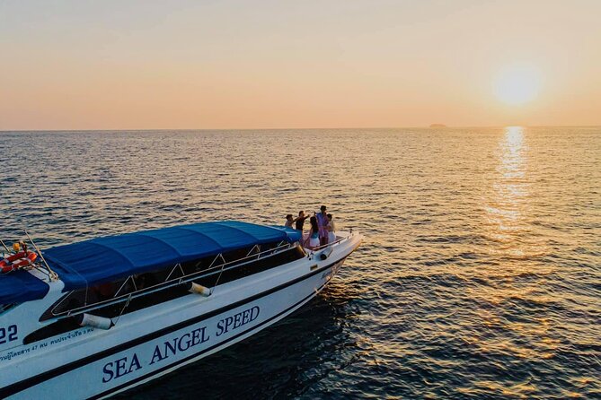 Phuket: Phi Phi Islands, Maya bay & Khai Island Tour by Speedboat - Khai Nai Island for a final swim
