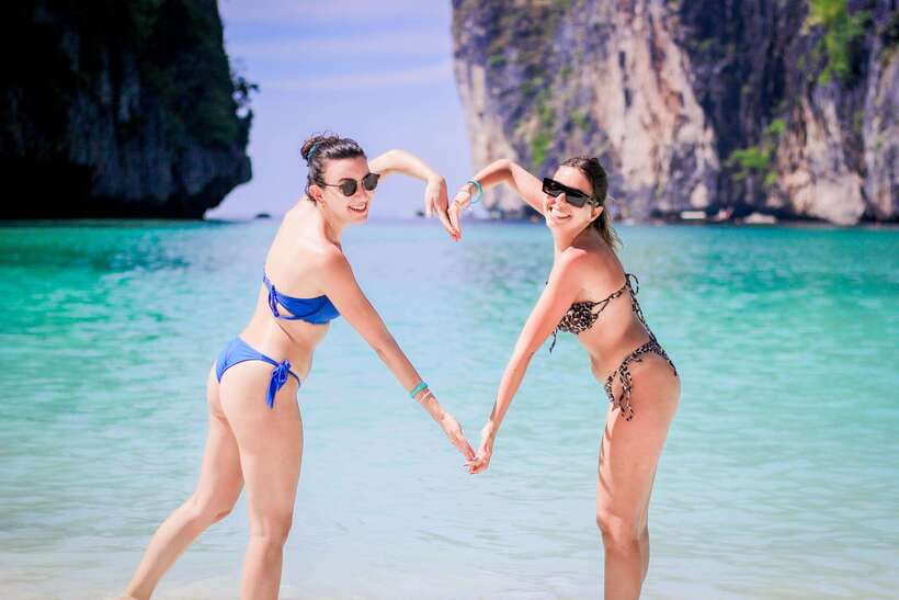Phuket: PhiPhi, Maya Bay & Khai Island Day Tour with Lunch - Khai Nok Island ends the day
