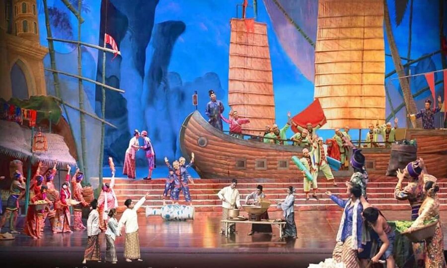 Phuket: Siam Niramit Show with Optional Dinner - Family details and practical requirements